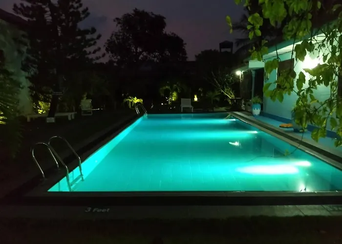 Lioni Holidays Villa