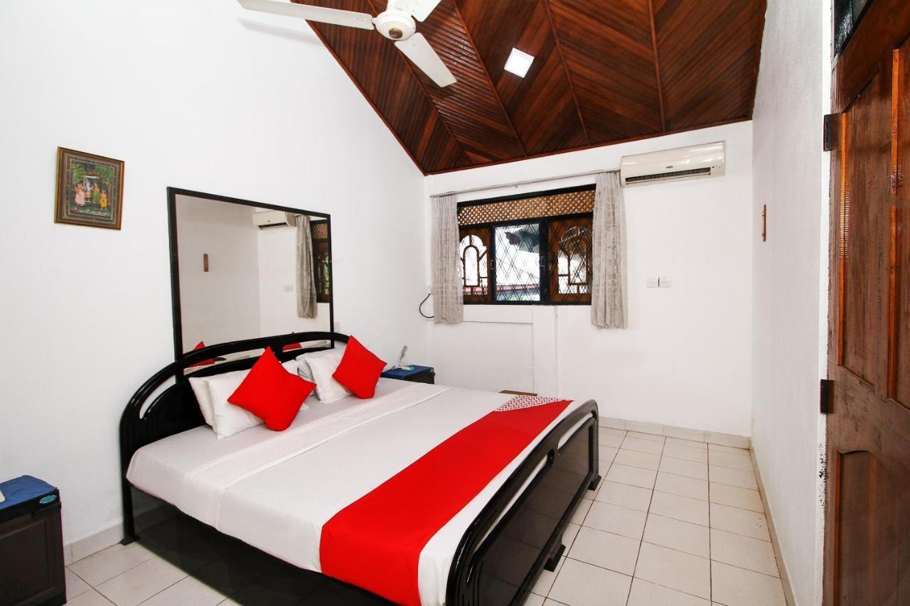 Lioni Holidays Hotel 3*